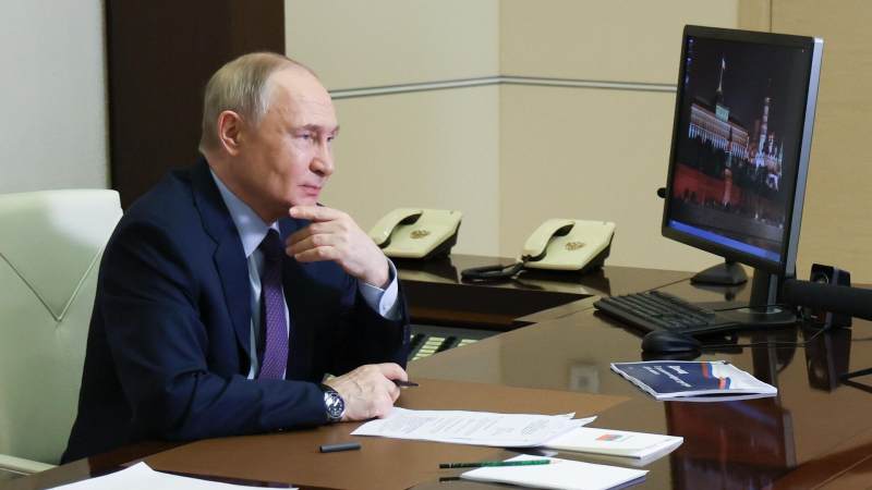 Путин призвал не допустить хаоса в вопросах градостроительства